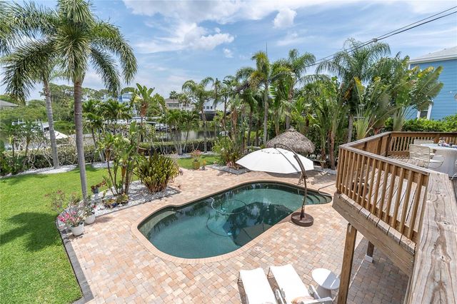 633 SOUNDVIEW DRIVE, Palm Harbor, FL 34683