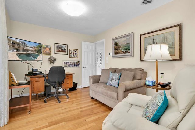 633 SOUNDVIEW DRIVE, Palm Harbor, FL 34683