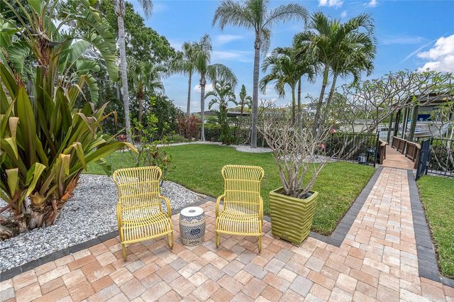 633 SOUNDVIEW DRIVE, Palm Harbor, FL 34683