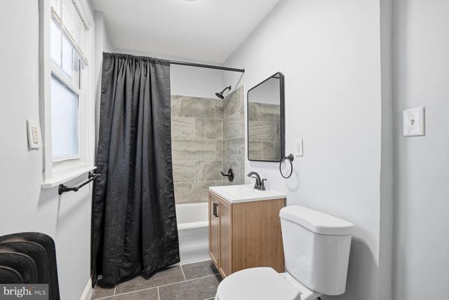 7603 W CHESTER PIKE, Upper Darby, PA 19082