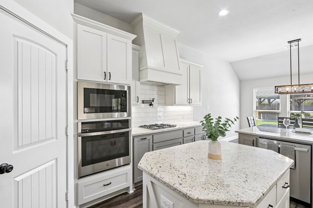 10189 Kildee Trail, Sanger, TX 76266