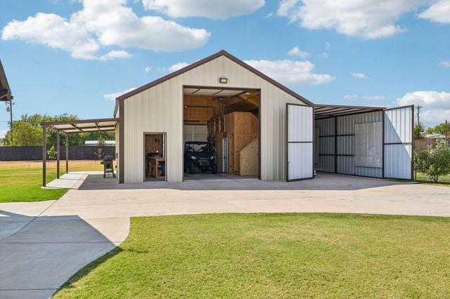10189 Kildee Trail, Sanger, TX 76266