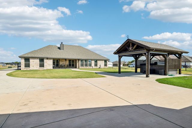 10189 Kildee Trail, Sanger, TX 76266