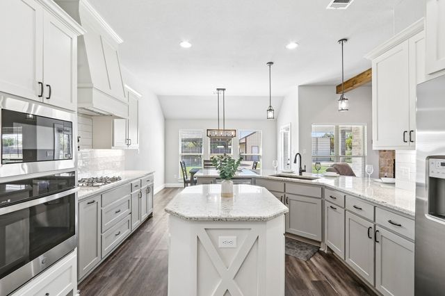 10189 Kildee Trail, Sanger, TX 76266