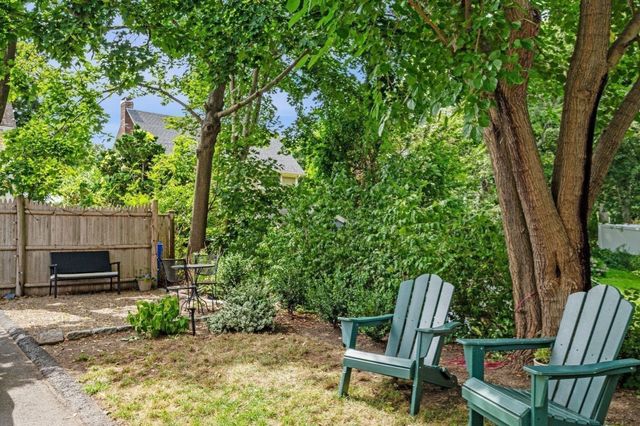 26 Village St 2, Marblehead, MA 01945