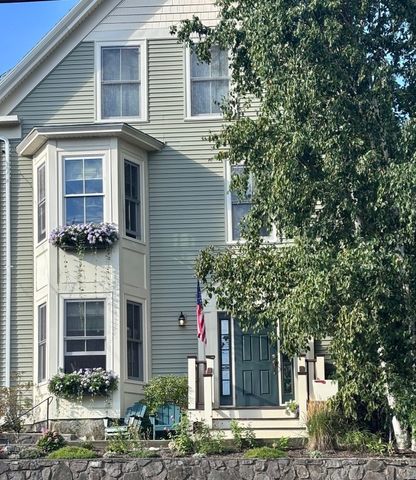 26 Village St 2, Marblehead, MA 01945