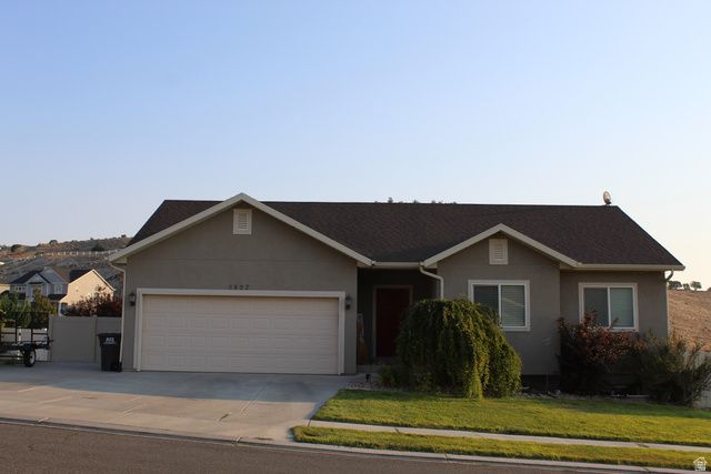3827 E PAWNEE RD, Eagle Mountain, UT 84005