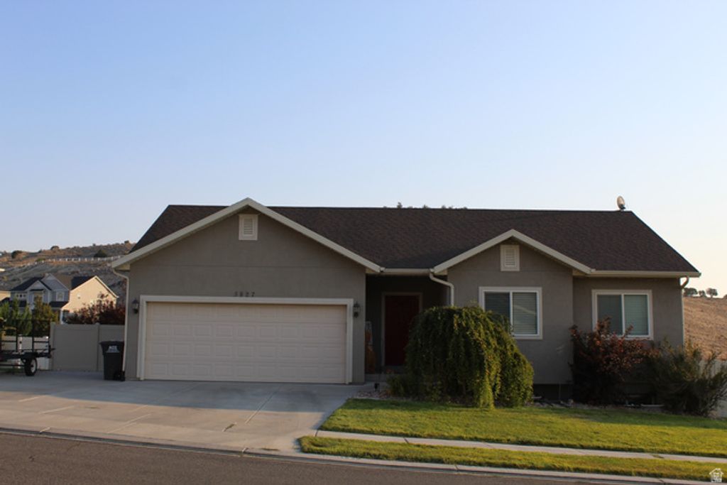 3827 E PAWNEE RD, Eagle Mountain, UT 84005 — photo 3