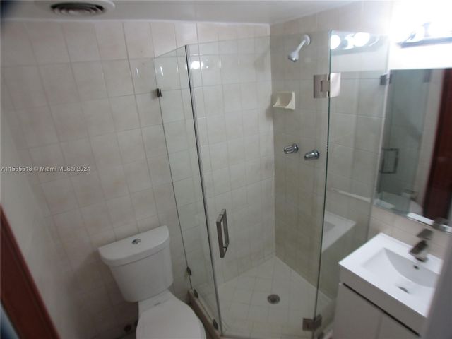 10 SW 108th Ave E8, Sweetwater, FL 33174