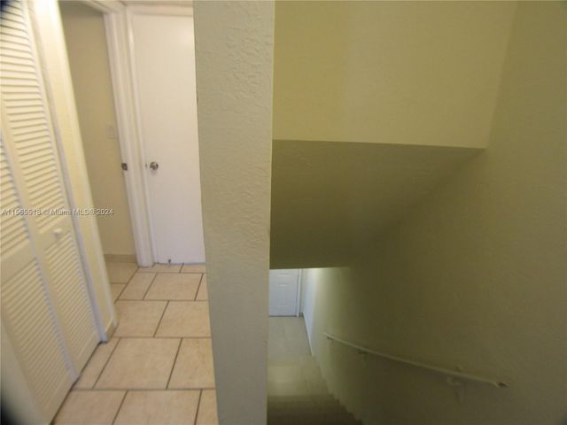 10 SW 108th Ave E8, Sweetwater, FL 33174