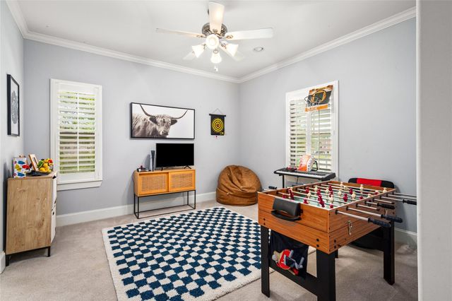 1045 Rosepoint Street, Houston, TX 77018