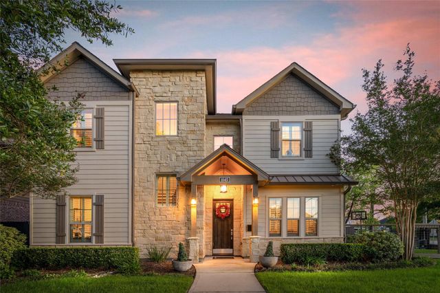 1045 Rosepoint Street, Houston, TX 77018