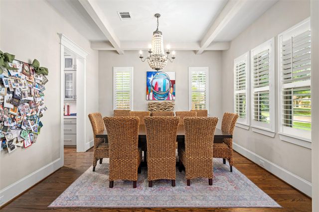 1045 Rosepoint Street, Houston, TX 77018