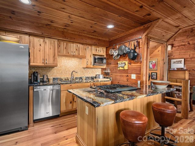1160 High Rock Mountain Road, Marshall, NC 28753