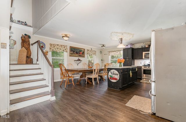 2868 Old School Road, Four Oaks, NC 27524