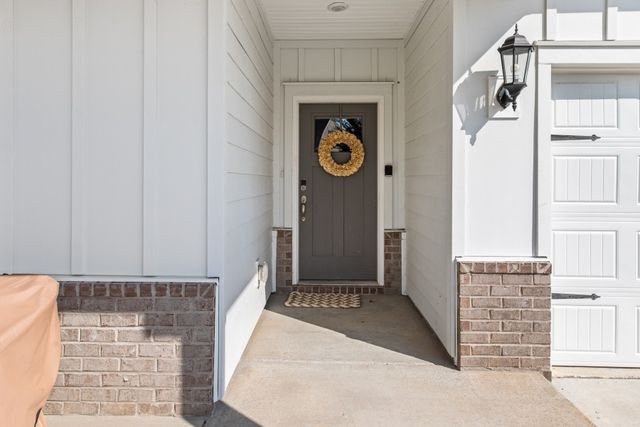 1020 Holland Ridge Way, Lebanon, TN 37090