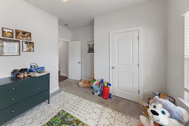 1020 Holland Ridge Way, Lebanon, TN 37090