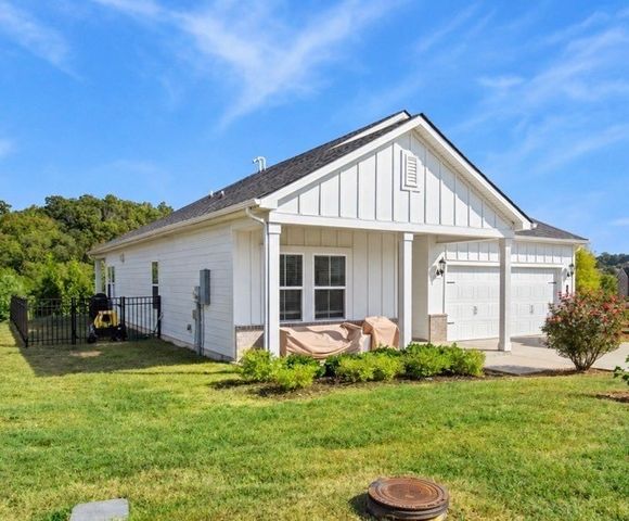 1020 Holland Ridge Way, Lebanon, TN 37090