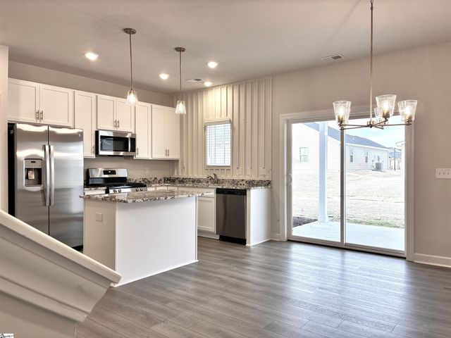 1428 Johnstone Drive, Reidville, SC 29375