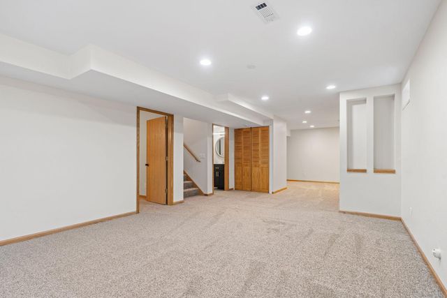 619 1st Avenue SW, Pine Island, MN 55963