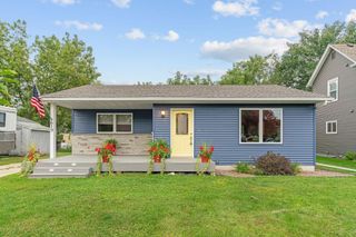 619 1st Avenue SW, Pine Island, MN 55963