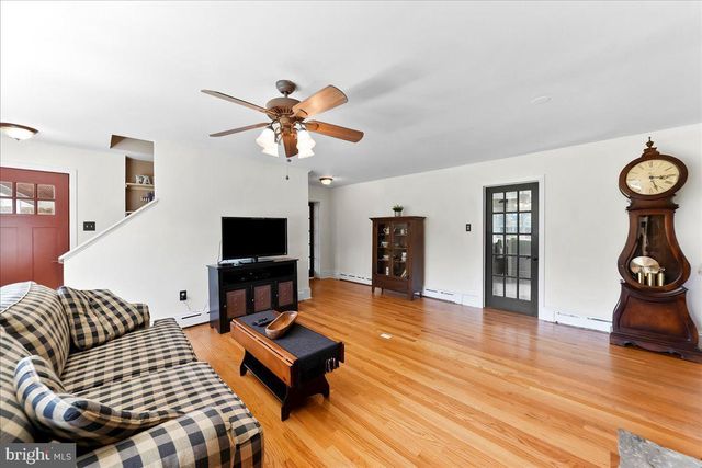 779 CONCORD RD, Glen Mills, PA 19342