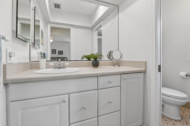 10471 NW 21st Ct, Sunrise, FL 33322