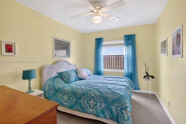 10471 NW 21st Ct, Sunrise, FL 33322