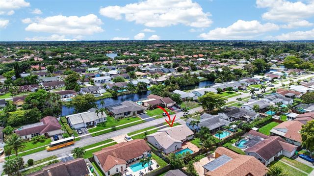 10471 NW 21st Ct, Sunrise, FL 33322