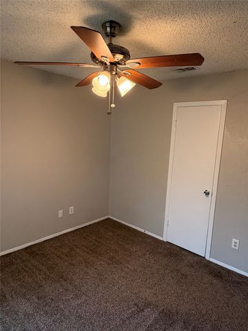 1005 Fairfax Court, Arlington, TX 76015