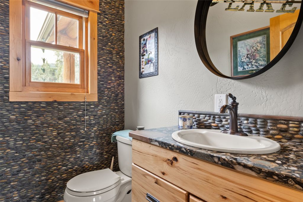 46024 Meadowlark Lane, Big Arm, MT 59910 photo 20