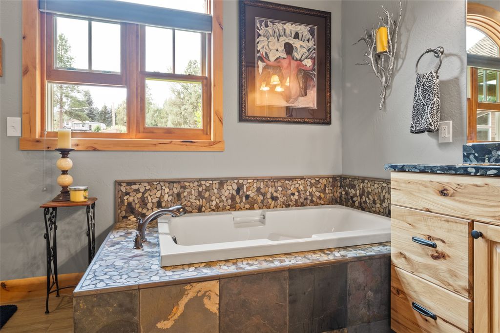 46024 Meadowlark Lane, Big Arm, MT 59910 photo 32