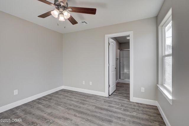 616 N Ball Street, Webb City, MO 64870