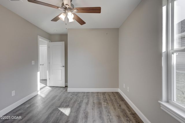 616 N Ball Street, Webb City, MO 64870