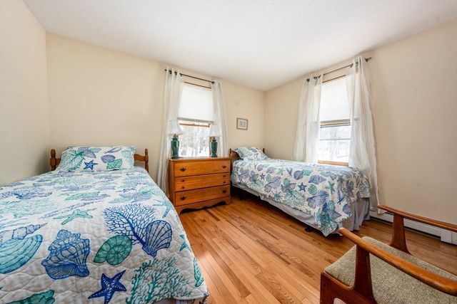 18 Jay Dee Ln, Eastham, MA 02642