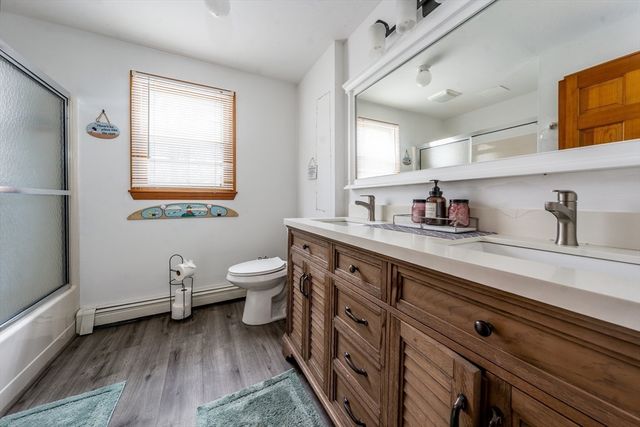 18 Jay Dee Ln, Eastham, MA 02642