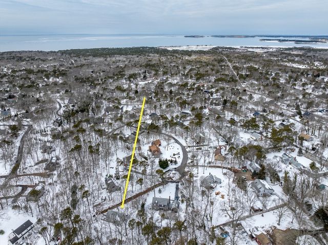 18 Jay Dee Ln, Eastham, MA 02642