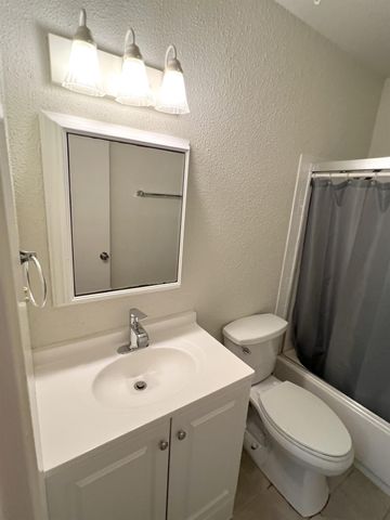 8947 Gaylord Drive 230, Houston, TX 77024