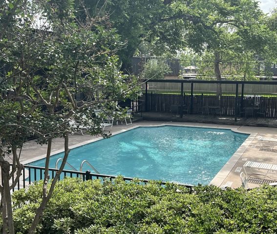 8947 Gaylord Drive 230, Houston, TX 77024