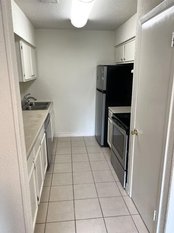 8947 Gaylord Drive 230, Houston, TX 77024