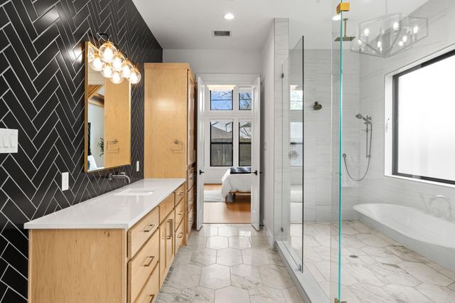 1026 Traweek Street, Houston, TX 77055