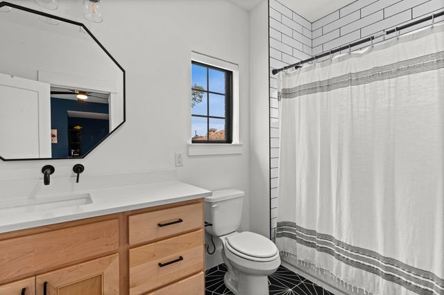 1026 Traweek Street, Houston, TX 77055