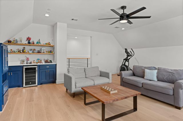 1026 Traweek Street, Houston, TX 77055