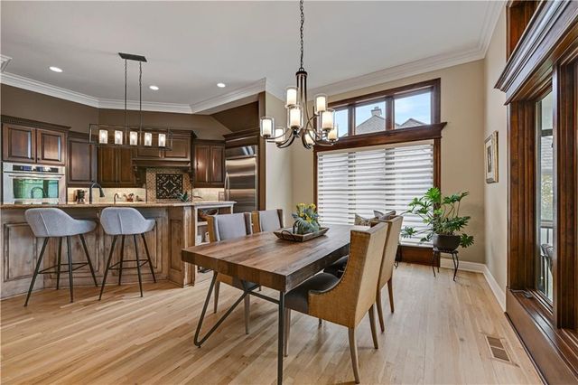 15212 Linden Street, Leawood, KS 66224