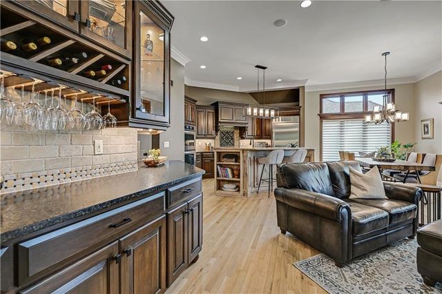 15212 Linden Street, Leawood, KS 66224
