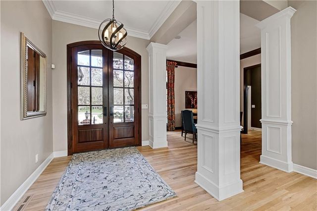 15212 Linden Street, Leawood, KS 66224