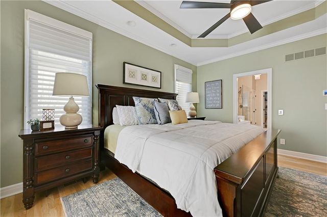 15212 Linden Street, Leawood, KS 66224