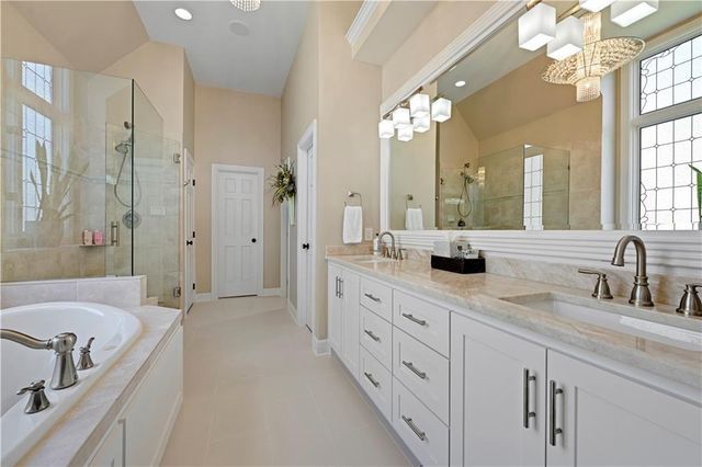 15212 Linden Street, Leawood, KS 66224