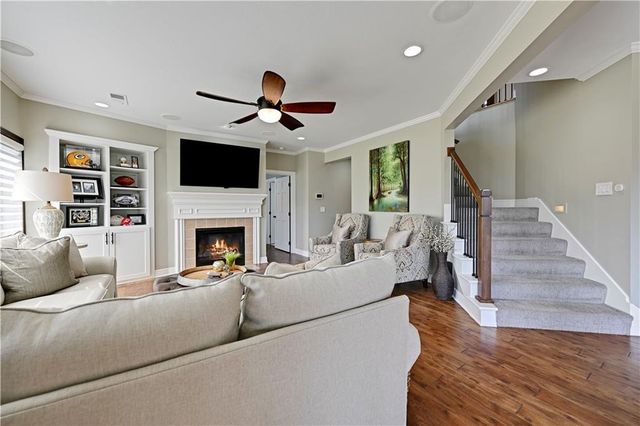 15212 Linden Street, Leawood, KS 66224