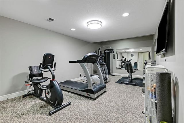 15212 Linden Street, Leawood, KS 66224